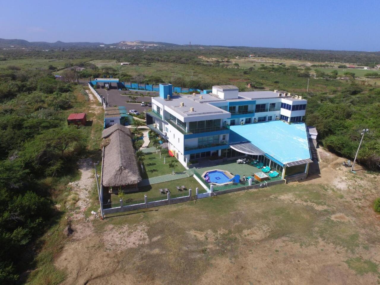 Hotel Campestre El Cisne Barranquilla  Ngoại thất bức ảnh
